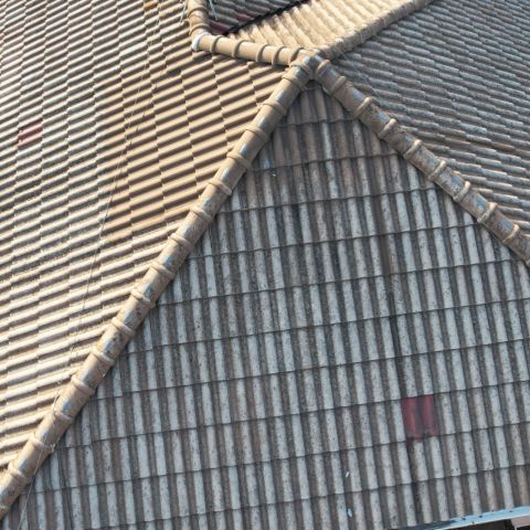 【埼玉県吉川市】H様邸は屋根無料点検を行いました。 アイキャッチ画像