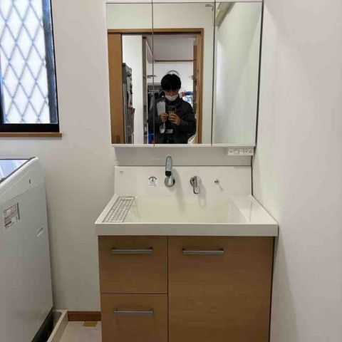 【埼玉県吉川市】M様邸洗面化粧台交換工事が完了しました。LIXIL ピアラ アイキャッチ画像