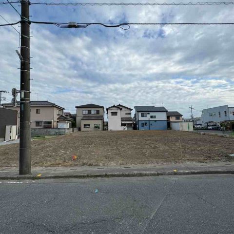 【埼玉県三郷市】Y様邸住宅解体、地中埋設物撤去工事が完了、土地の売却も決まりました。 アイキャッチ画像