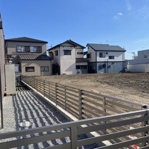 【埼玉県三郷市】Y様邸ブロックフェンス工事が完了しました。 アイキャッチ画像