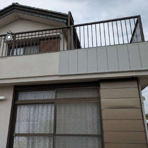 【埼玉県三郷市】H様邸外壁補修工事が完了しました。 アイキャッチ画像