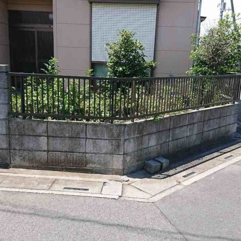 【埼玉県三郷市】S様邸フェンス工事が完了しました。三協アルミ レジリア アイキャッチ画像
