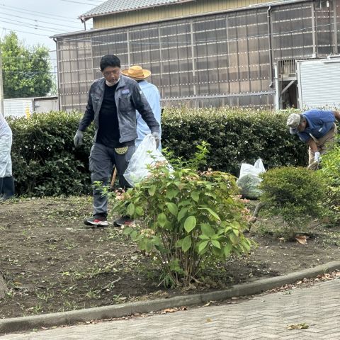 【埼玉県吉川市】地元町会、木売公園草刈りのお手伝いをさせていただきました。 アイキャッチ画像