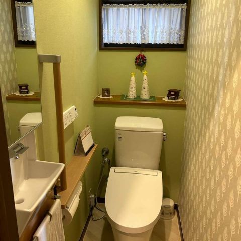 【埼玉県吉川市】S様邸トイレ内装改修工事が完了しました。LIXIL リクシル アメージュ アイキャッチ画像